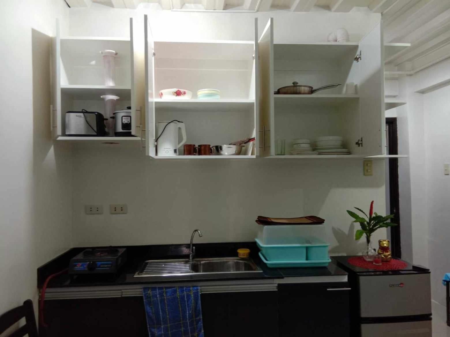 Jen'S Apartment 马尼拉 外观 照片